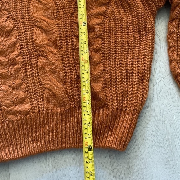 Chunky Cable Knit sweater turtleneck brown camel size M oversized‎ fall winter - Picture 3 of 10